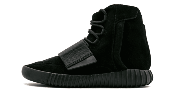 Yeezy Boost 750 Trojna črna Obnovitev Zalog